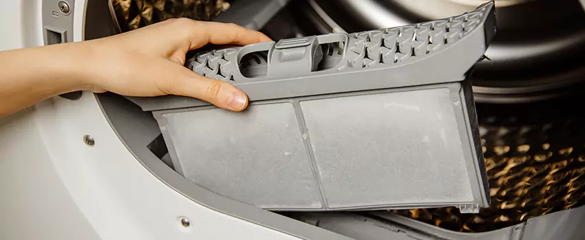 Signs Of A Clogged Dryer Lint Trap in Adrian, Michigan
